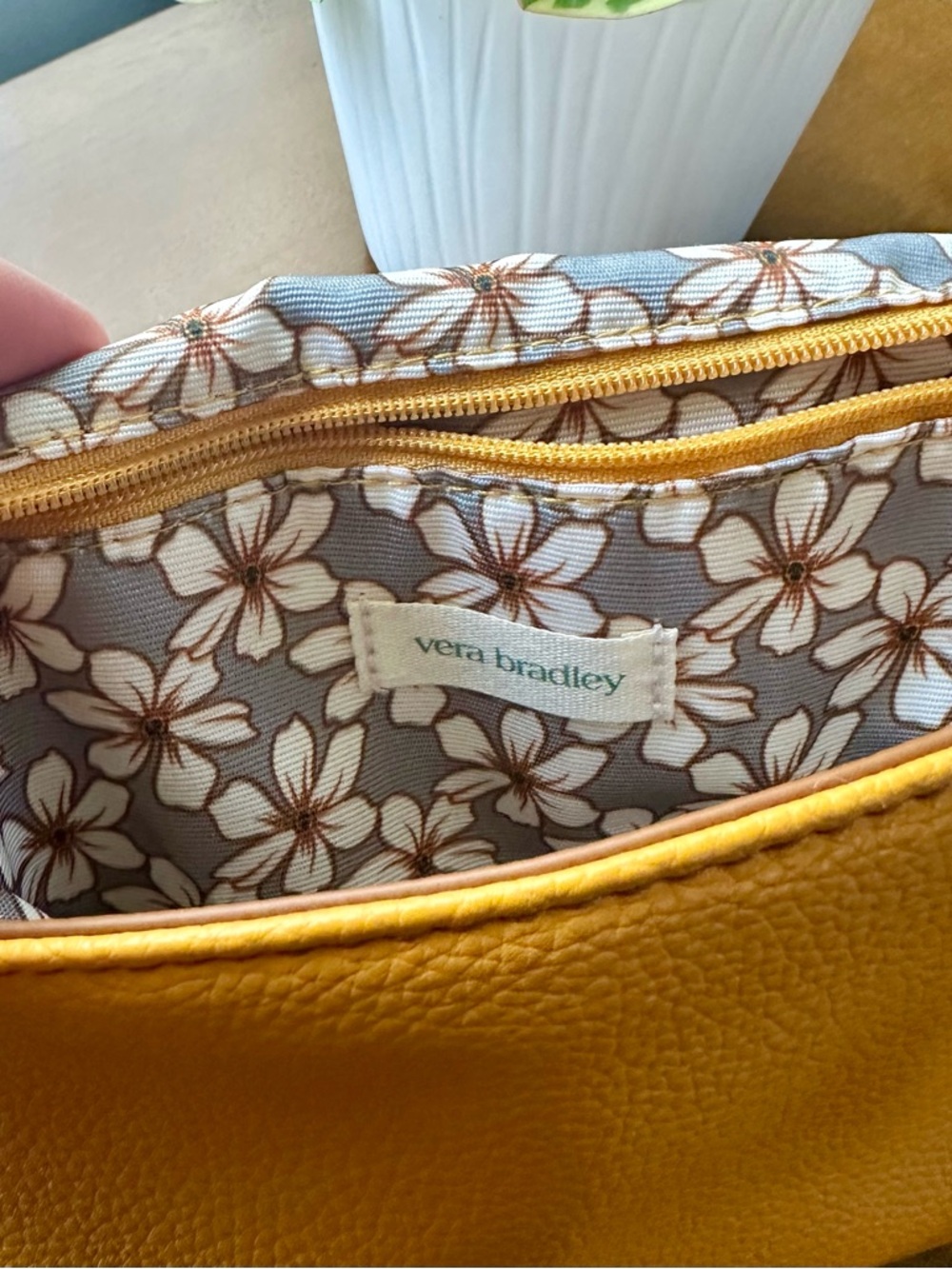 NWOT Vera Bradley Yellow Leather Crossbody Bag with Blue Flowers - Picture 5 of 7